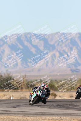 media/Dec-07-2025-CVMA (Sun) [[3e7d2de5dc]]/Race 16-Formula Middleweight/